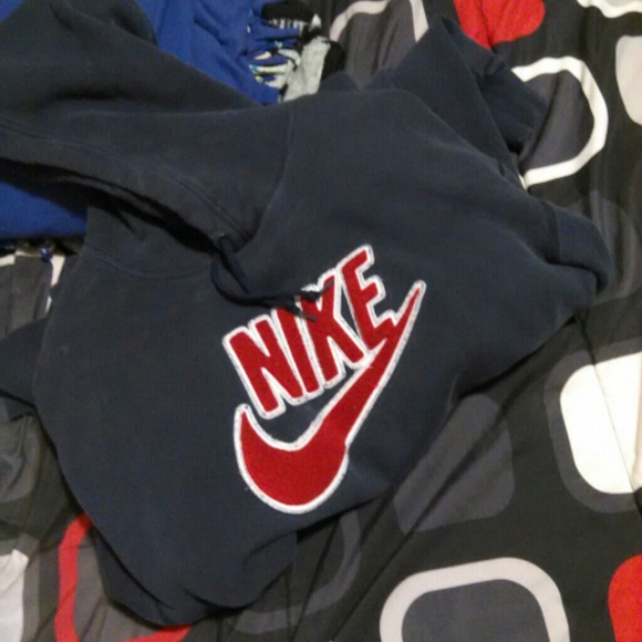 nike sweater