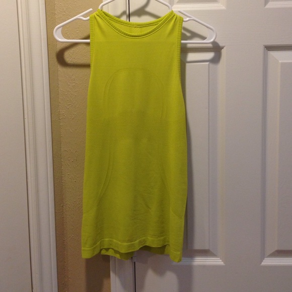 Lululemon Swiftly Tech Tank