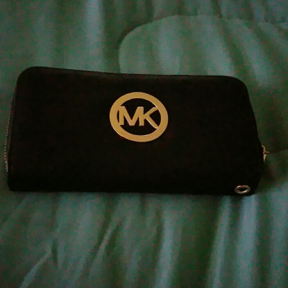 Michael Kors wallet