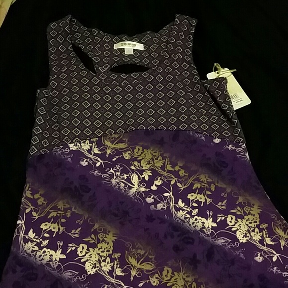 Purple Dress - Picture 4 of 4