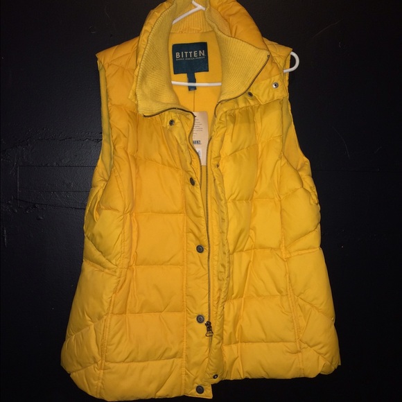 Yellow bubble vest. - Picture 3 of 4