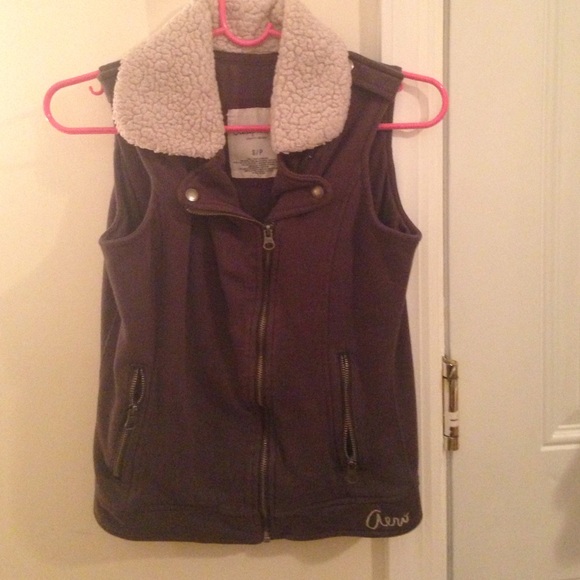 Aeropostale gray fur vest