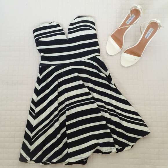 Dresses & Skirts - | must go| A-line dress