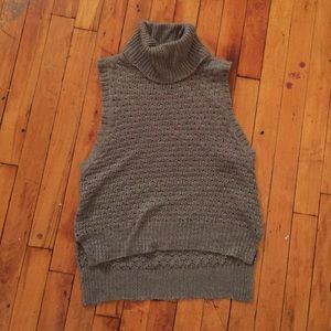 Someday's Lovin High Low Turtleneck