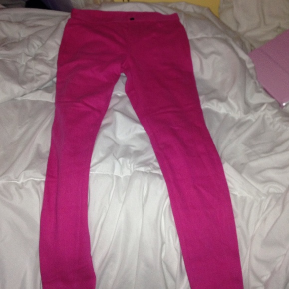 Hot pink jeggings