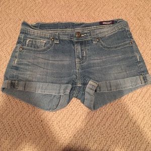 Jean short shorts