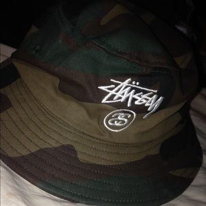 Camo Stussy bucket hat