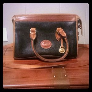 Vintage Dooney & Bourke bag
