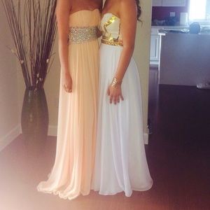 Peach prom dress size 0-2