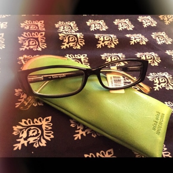 Kate Spade reading glasses +2.50