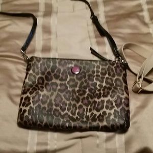 Coach side bag no scratches no tears