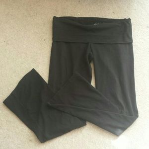 VS yoga pants