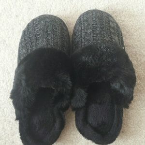 Slippers (indoor/ outdoor)