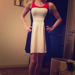 >>Color Block Dress<<