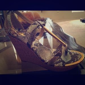 Mint and espresso faux snake wedge thong