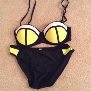 🎉👍Brand-New👍🎉 Bathing Suit