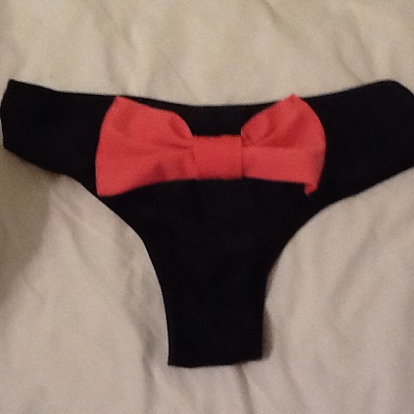 Bow bikini bottom