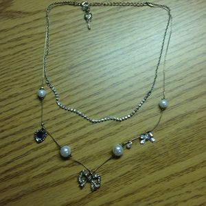 Betsy Johnson bow necklace with pearls
