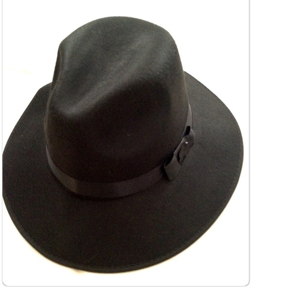 Accessories - 🎩Black Wide Brim Hat🎩