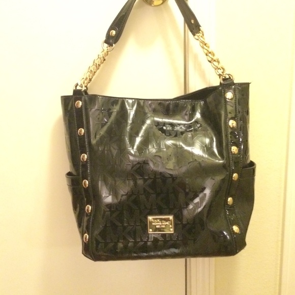 Micheal Kors Black Patent Leather Tote/Handbag
