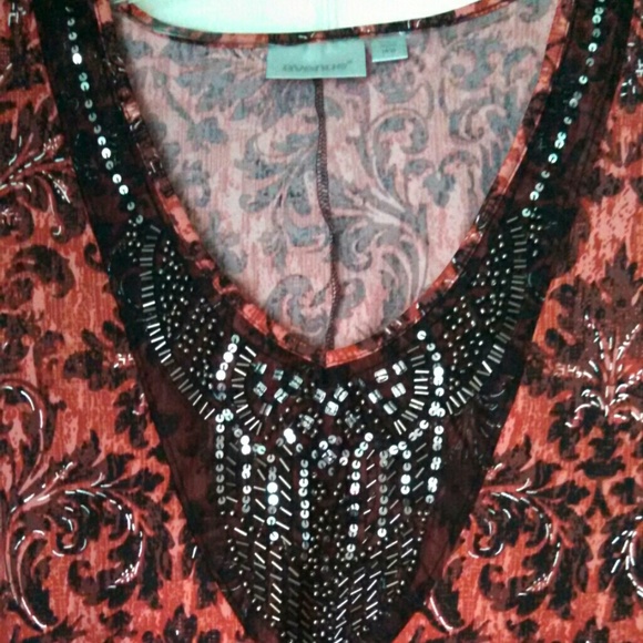❤SOLD❤ Beautiful Print Tunic - Picture 2 of 3
