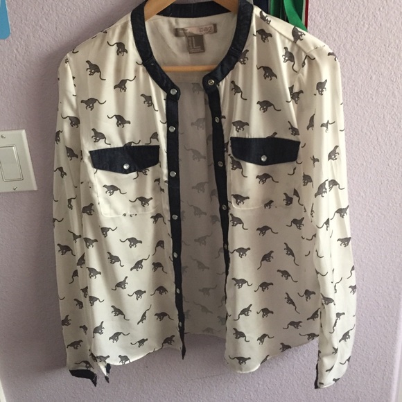 Button up printed top