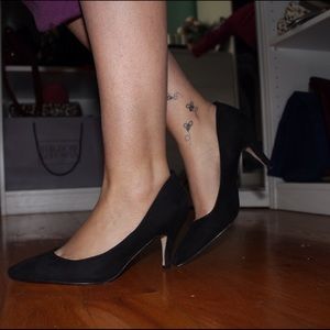 Black kitten heel pumps - perfect for office