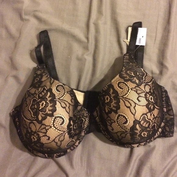 Black and cream lace nursing bra.