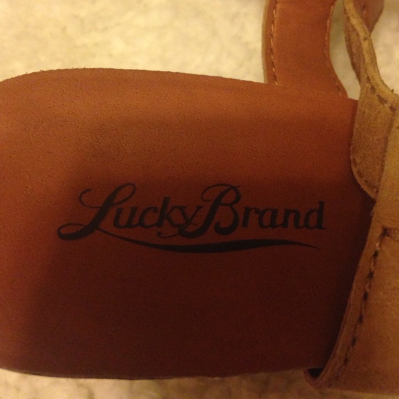 Shoes - Picture 2 of 4