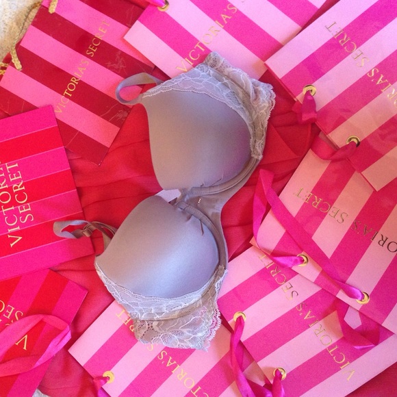 🎀🎀🎀 Victoria Secret Lined Demi🎀🎀🎀