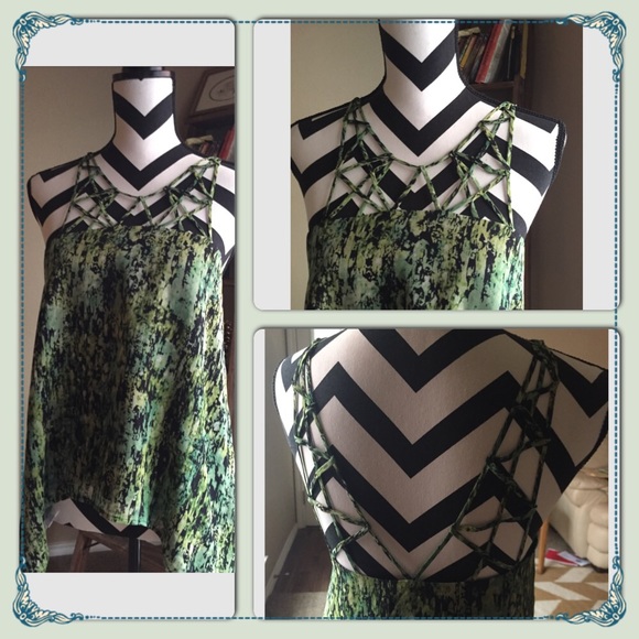 Gorgeous BCBGMAXAZRIA top