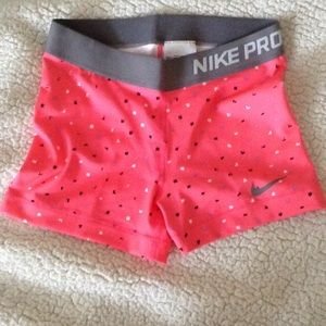 NWOT Pink Nike Pro with gray