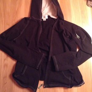 Black sporty sweatshirt
