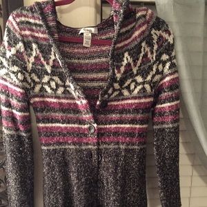 Long sweater with hood