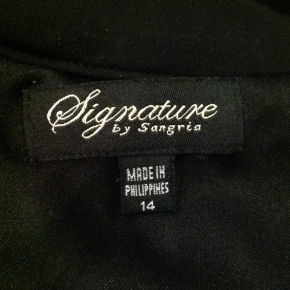 Black Maxi Dress by Signature by Sangria ❤️ - Picture 4 of 4