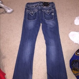 Girl miss me jeans!