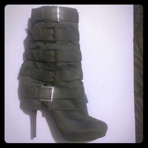 Michael Antonio Grey Boots