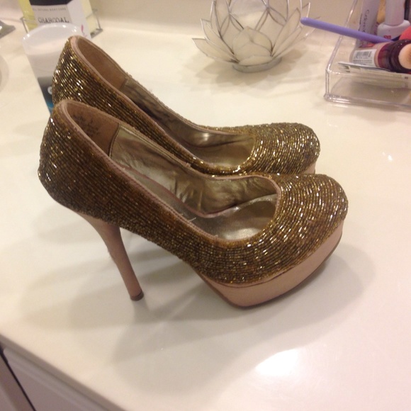 Gold shoes