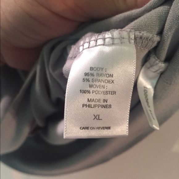 SOLD---Gray Ruffle S/S Top - XL---SOLD - Picture 2 of 2