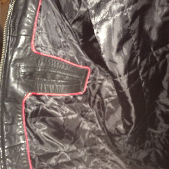 Leather jacket - Picture 3 of 4