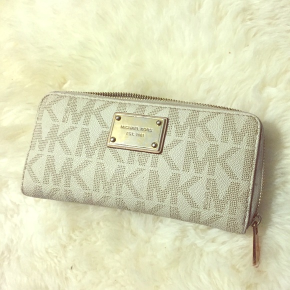 MK wallet