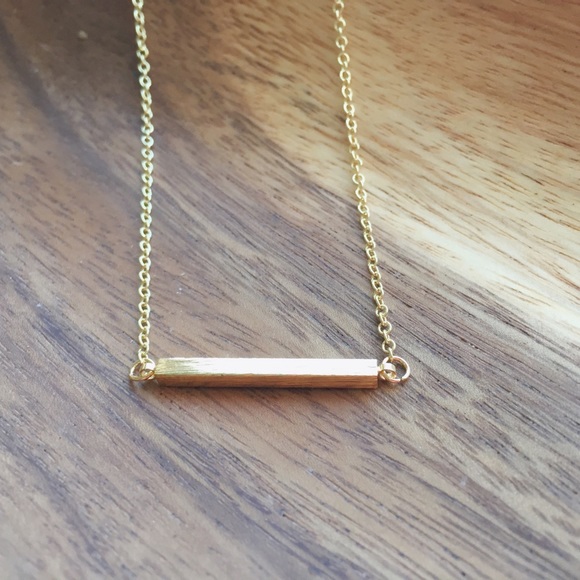 Gold bar necklace