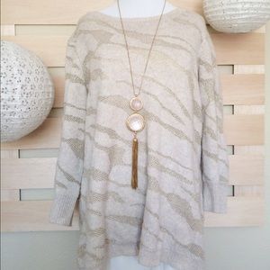 🍂 beige and gold zebra print long sweater 🍂