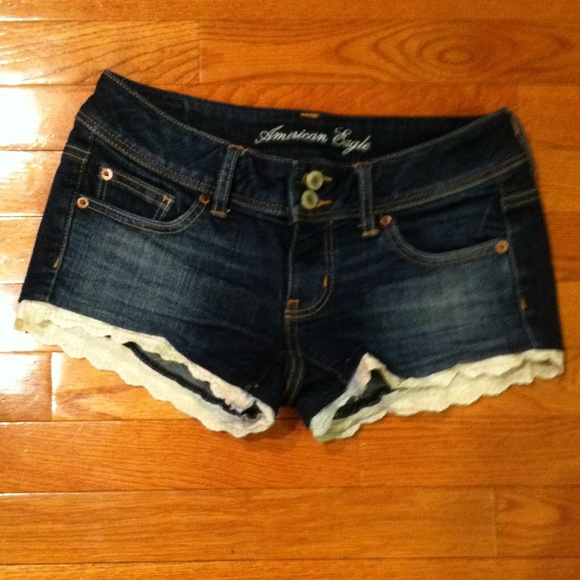 Lace Trim Denim Shorts by American Eagle 💜 Size 2