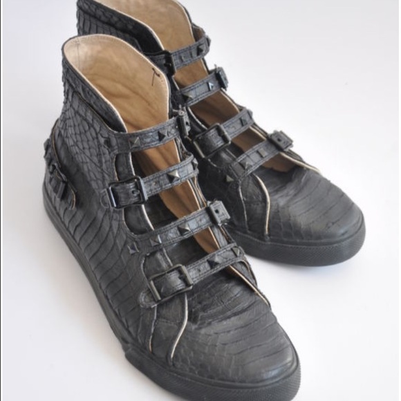 UES designer snakeskin High-top sneakers