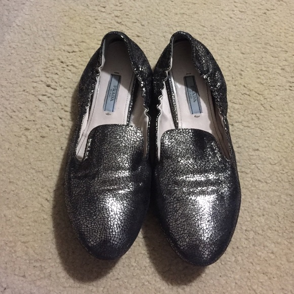 P⃗R⃗I⃗C⃗E⃗ D⃗R⃗O⃗P⃗ 💥 Prada Flats - Picture 1 of 3