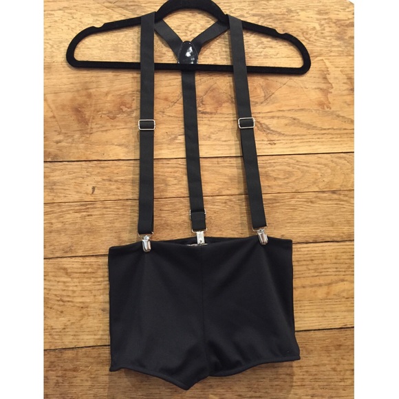 Suspender shorts
