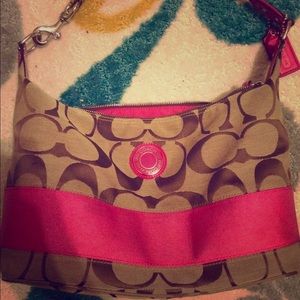 Coach Signature Stripe Hobo - Beige & Hot Pink 😍