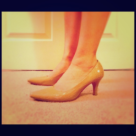 Karen Scott Business Heels 👡