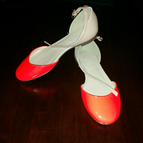 KIDS SHOES